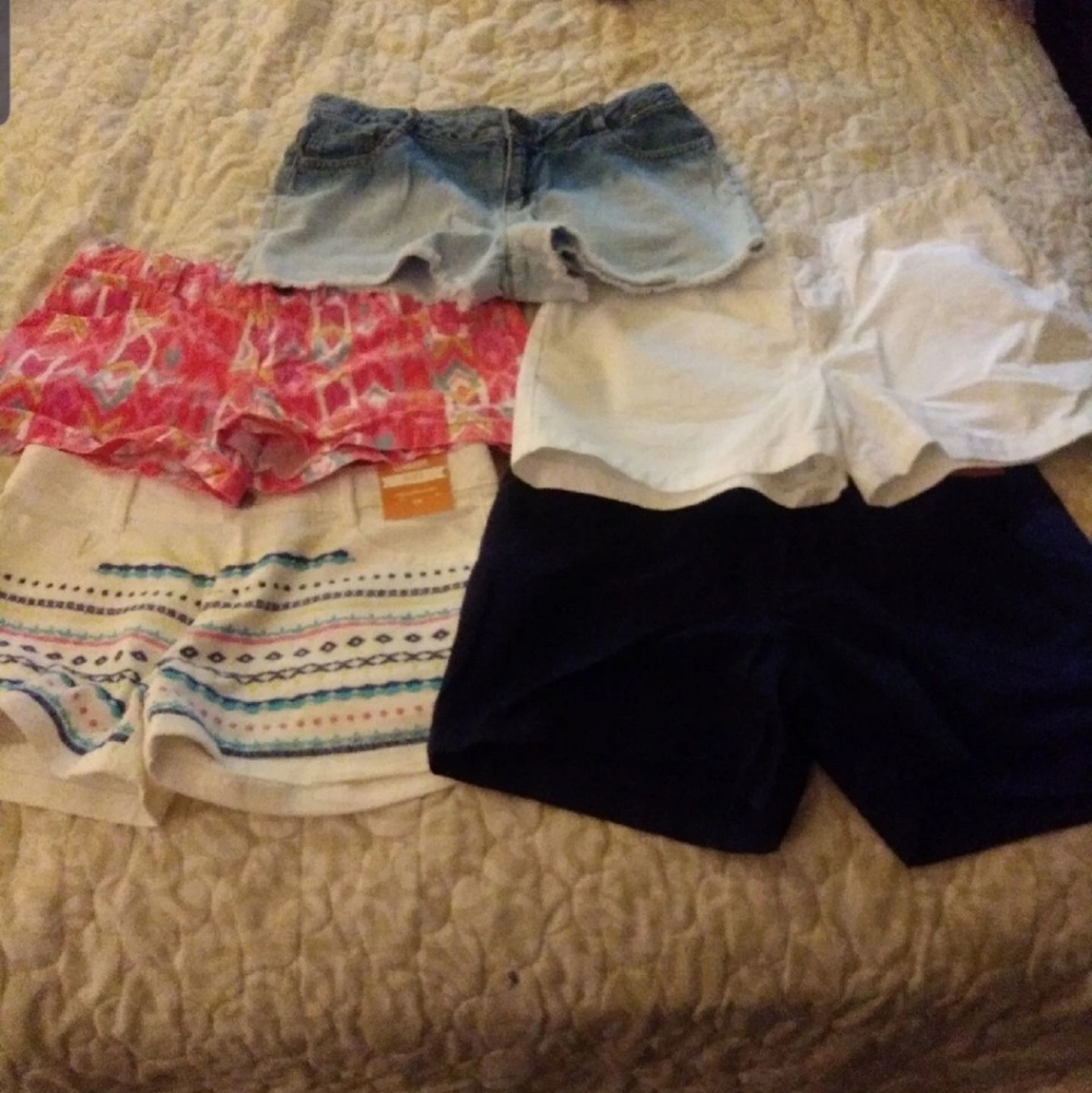 Lot of 5 size large shorts